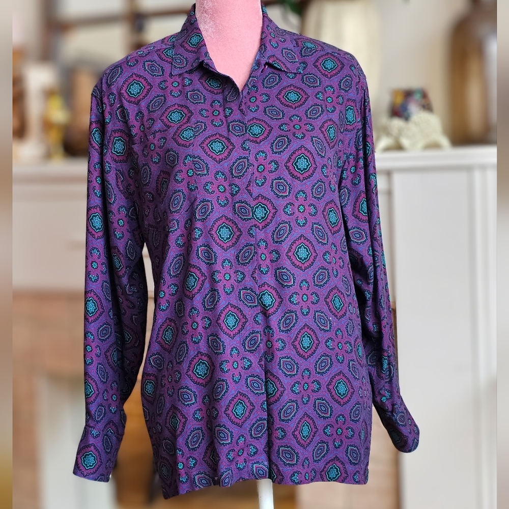 Vintage Rouie button-up shirt. Vintage Size 10. Size Small/Medium.